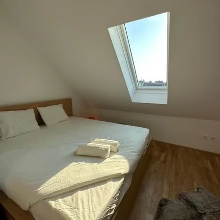 Apartment Contemporary With Stunning Views 20 Vienna