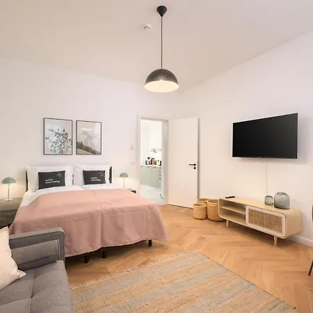 Limehome Karajangasse Apartment Vienna