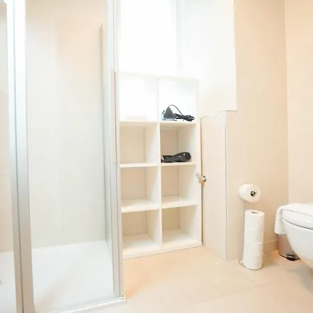Apartamento In High-rise On The Danube Viena