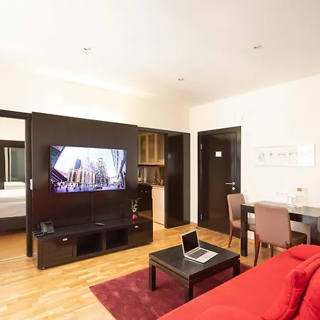 The Levante Rathaus Aparthotel 4*