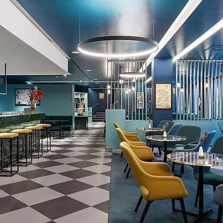 Acom-hotel 4*