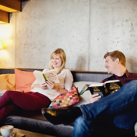 Zeitgeist Hauptbahnhof Hotel Vienna