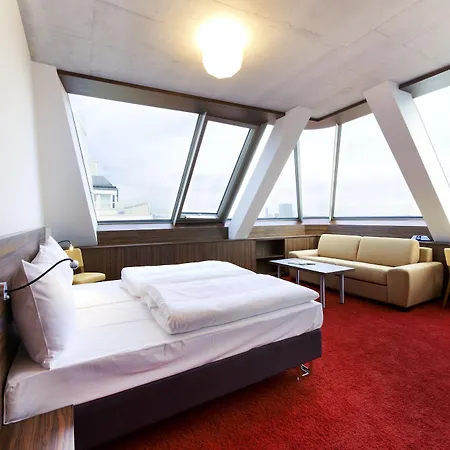 Hotel Simm's - Cityhotel Next To Metro U3