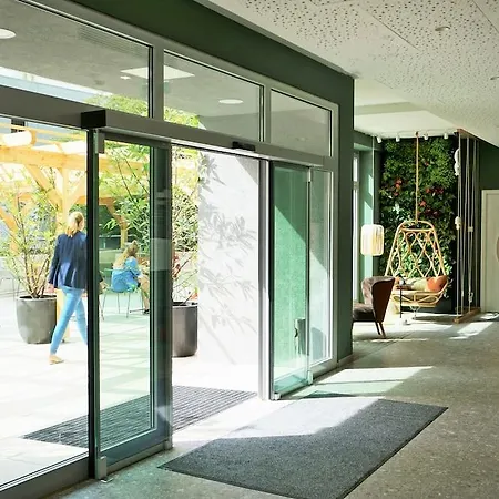 Hotel The Weekend 4*