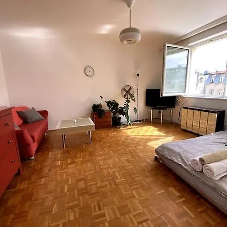 Book A Night * Part Of In Centrum *