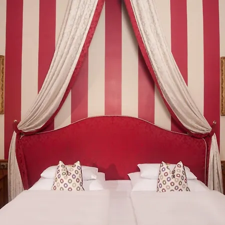 Kaiserhof 4*