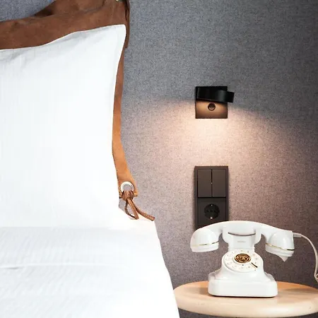 Moxy East Hotel