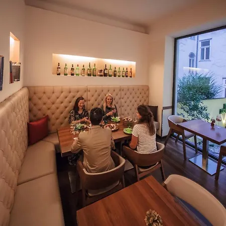 Rathaus - Wein&design Hotel