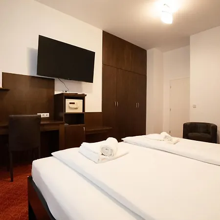 2-rooms With A King-size Bed