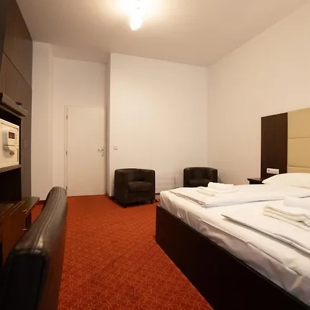 2-rooms With A King-size Bed