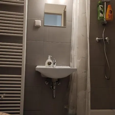 Cozynite Premium Hauptbahnhof 1+2 Apartment