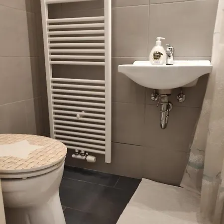 Apartment Cozynite Premium Hauptbahnhof 1+2 *