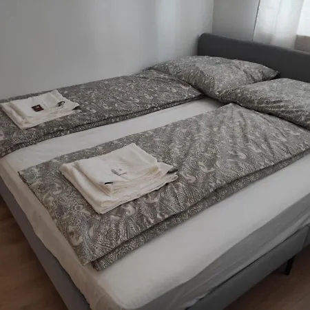 Cozynite Premium Hauptbahnhof 1+2 Apartment *