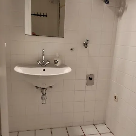 Cozynite Premium Hauptbahnhof 1+2 *