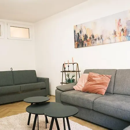 Apartment Pink Prater Vienna