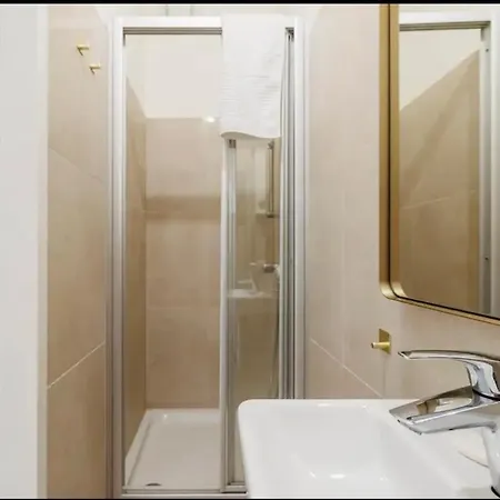 Apartment Near Hauptbahnhof - Kingsize Bed *