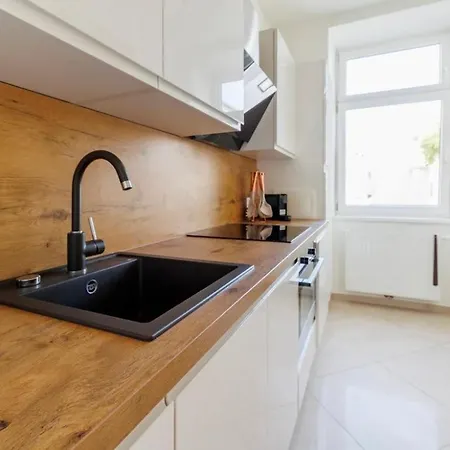 Apartment Near Hauptbahnhof - Kingsize Bed Vienna