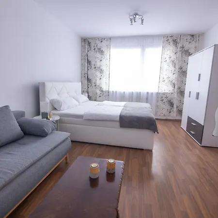 Southern Living By Jr City - Visit & Shop In Vosendorf Apartament *