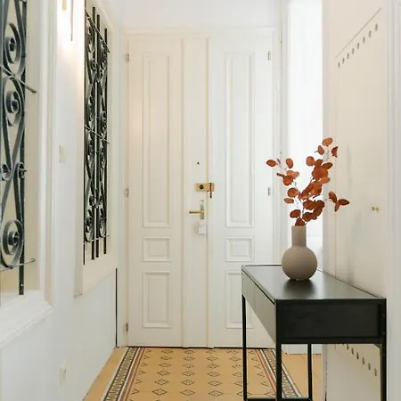 Cozy Perfect For 4-6 Tv Metro Self-checkin Apartment Vienna