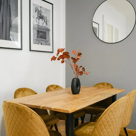 Cozy Perfect For 4-6 Tv Metro Self-checkin * Vienna