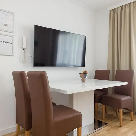 Apartment Comfort Deerbird