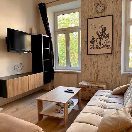 Am Elterleinplatz - Free Netflix *