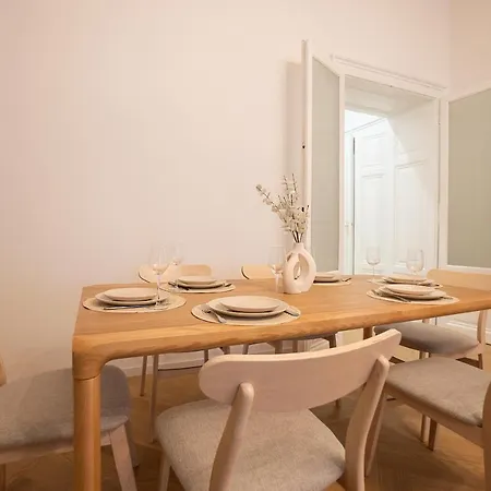 Apartamento Spacious 110м2 Flat In The Center