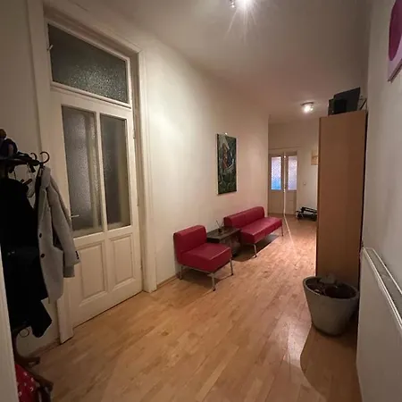 Homestay Inner City