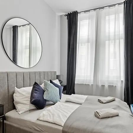5 Bedrooms - 143 M² - Near Main Station *