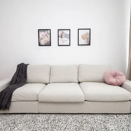Apartment Orestaliving - 2br On The Danube Canal Vienna