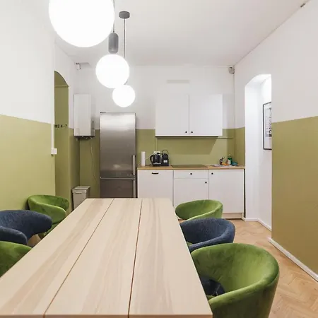 Apartment Malfatti Oasis With Coworking Space