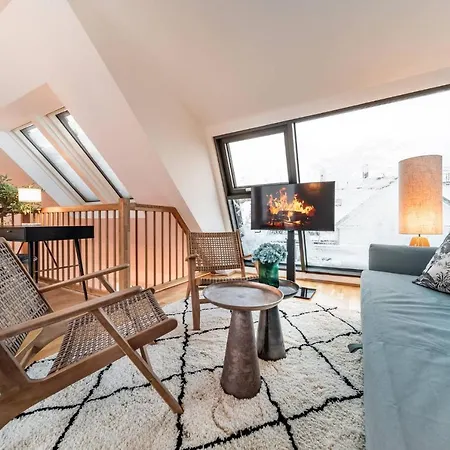 Relaxing Penthouse With Panoramic View And Terrace Apartment