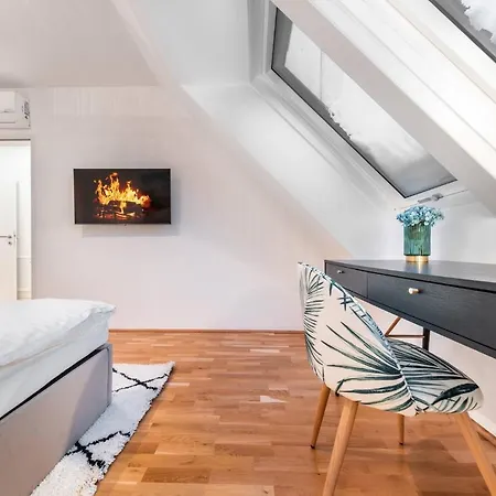Relaxing Penthouse With Panoramic View And Terrace Apartment