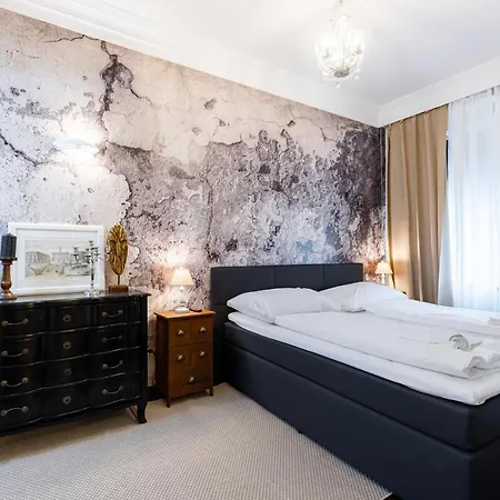 Luxury 2 Bedroom With King-size Beds Apartment