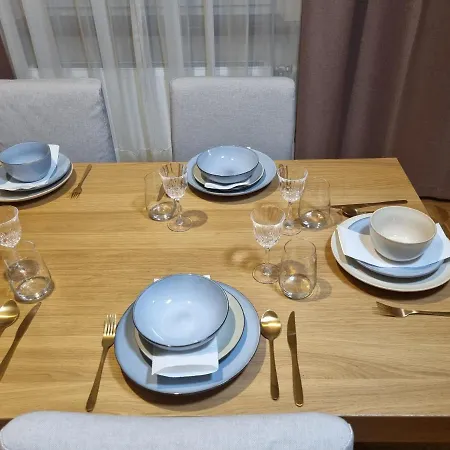 Villa With Private Sauna And Jacuzzi, 8 Min From Schloss Schoebrunn