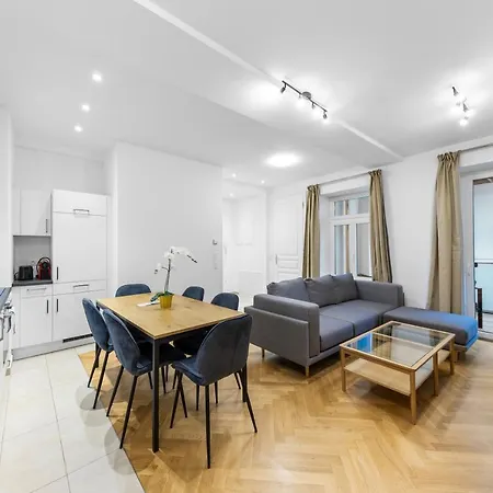 Chic Residences #king #brand New# Apartment