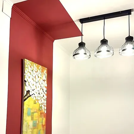 Nr.1 Perfect 3 Bedrooms Near To Main Train Station Apartament *