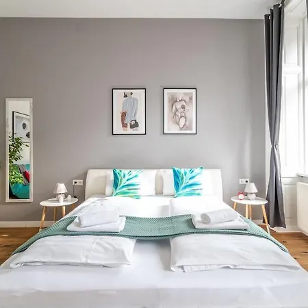 Appartamento Cool 1br Near Metro & Center By Hm