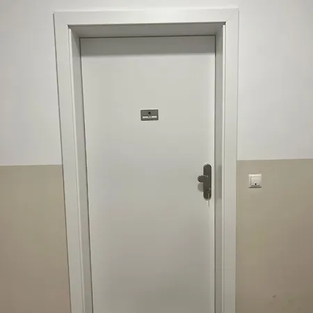 New Westbahnhof Apartment *