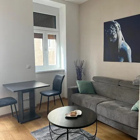 New Westbahnhof Apartment