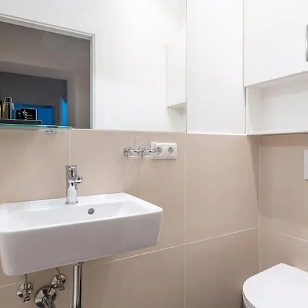 Hm • Cosy 1br Near Westbahnhof Apartamento