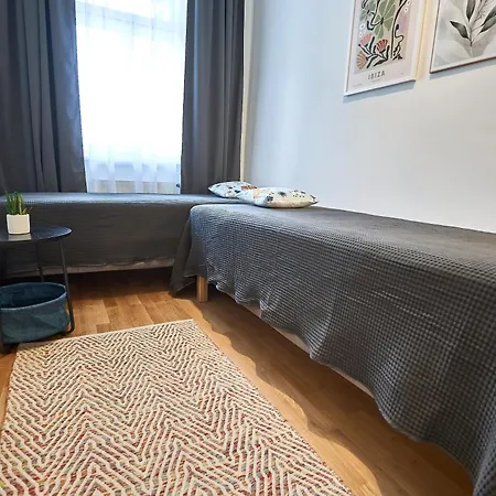 Trendy Zentral Gelegen Apartment Vienna