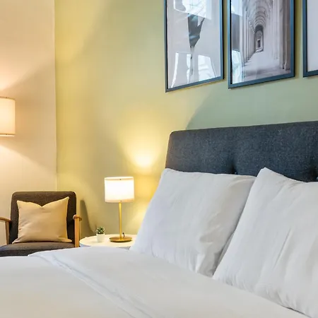 2 Bed I 82 M2 I Comfy I 160 Mbit Wifi