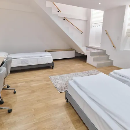 Lotus Apartment *