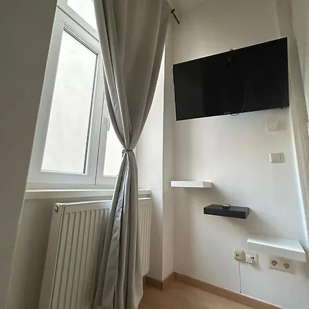 Elegance Gem With Free Parking And Fast Internet 250 Mbits *