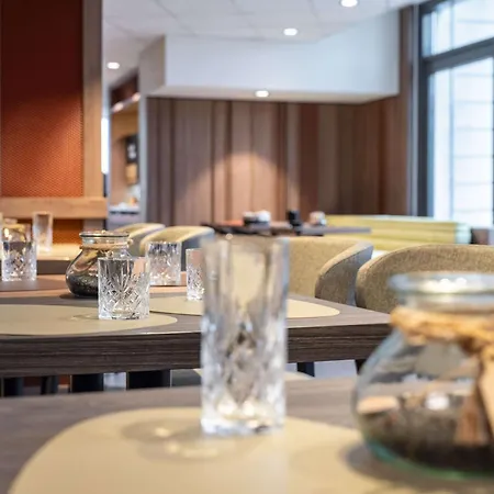 Novotel Donau 4* Vídeň