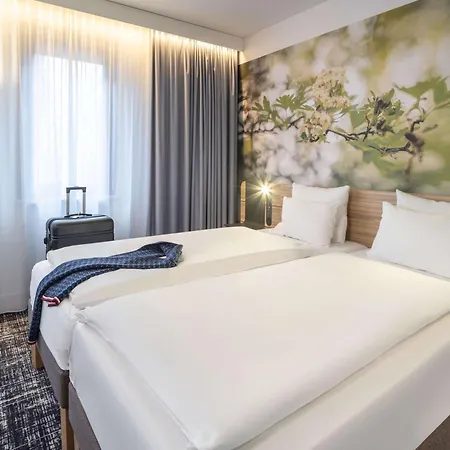 Hotel Novotel Donau