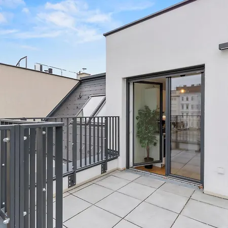 Apartment Paid Parking - 1 Minute To Public Transport - 3 Min To Supermarket And Pharmacy *