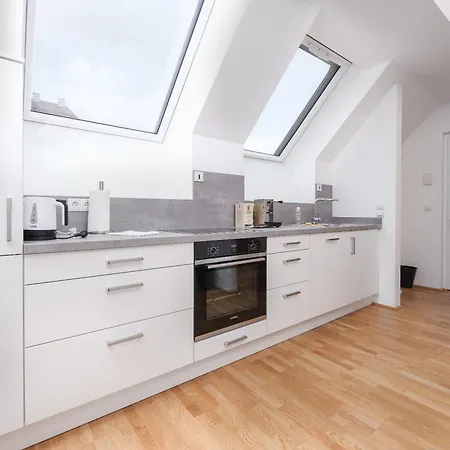 Apartment Next To Schoenbrunnpalace Close To Public Transport - Myschoenbrunn