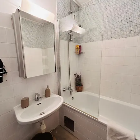 Apartment Near Schoenbrunn